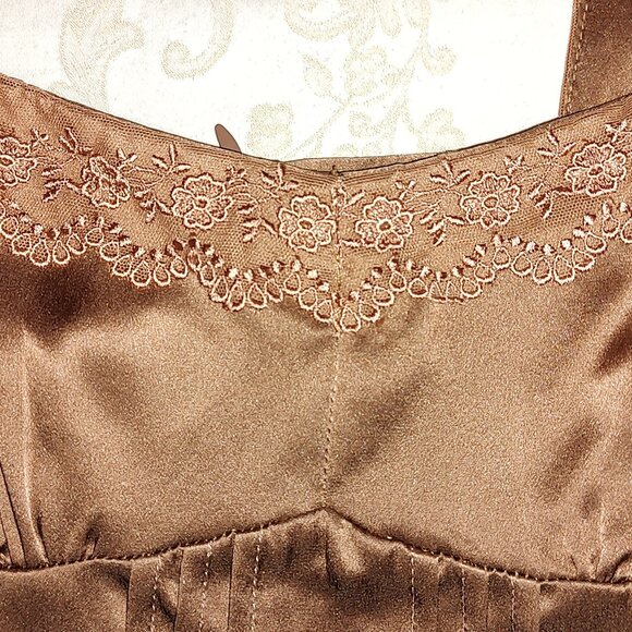 NANETTE LEPORE 100%SILK CAMISOLE WIDE LACE STRAPS EMPIRE WAIST TUCKS BRONZE SZ 6 - Picture 4 of 10